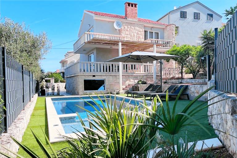 Villa  Trogir