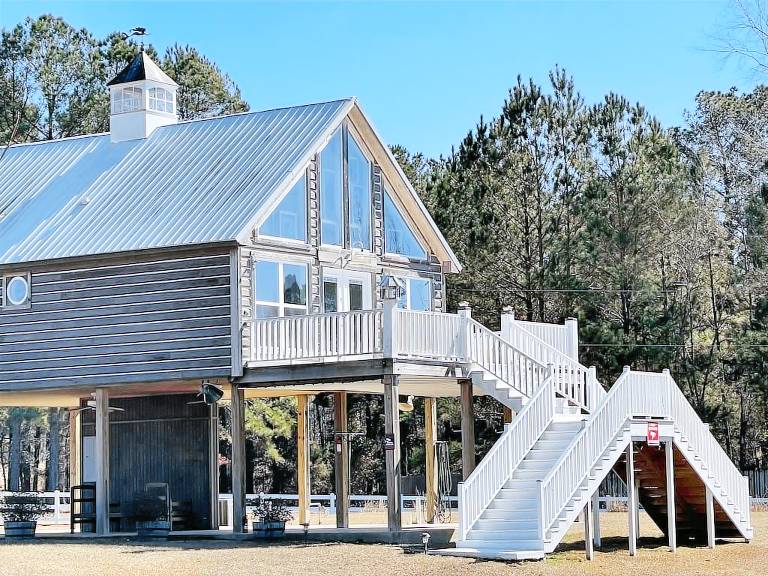 Cabin Lake Claiborne
