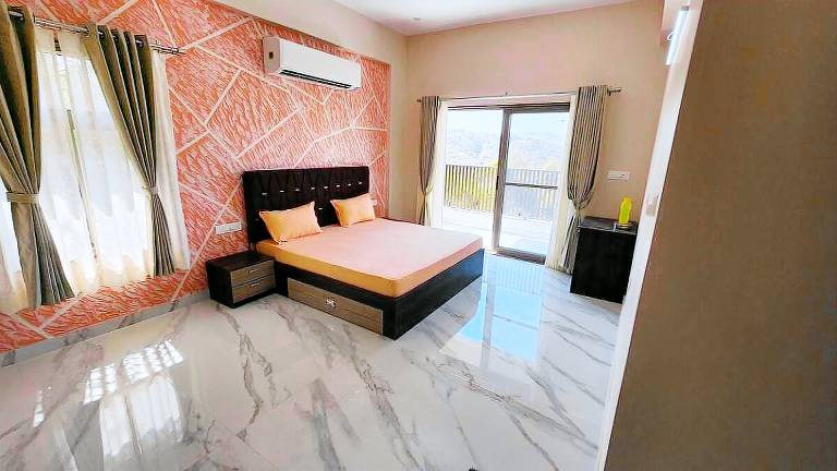 Skyview Villa 5.5 BHK Pool villa — photo 2