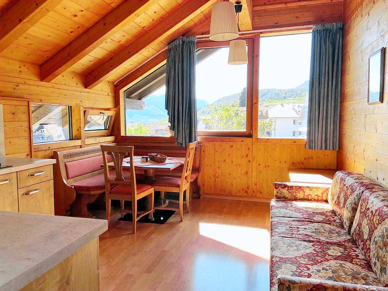 Ferienwohnung in Kaltern, Kaltern an der Weinstraße für max. 3 Gäste