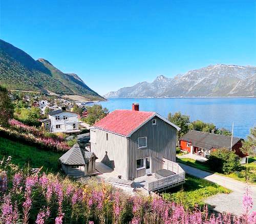 House Fjordgård