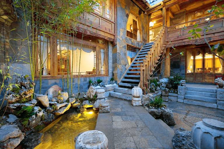 Wenjinyuan Old Town Private Panoramic Courtyard — photo 3