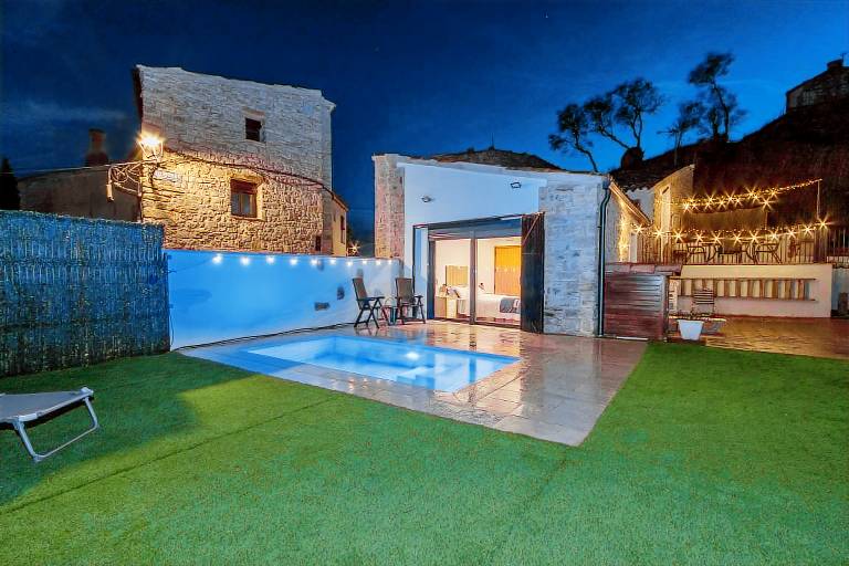 Cantó El Sech: Tourist Home with Pool and Private Enclosed Grounds — photo 2