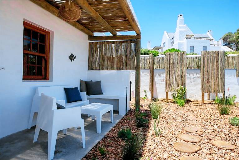 House  Paternoster