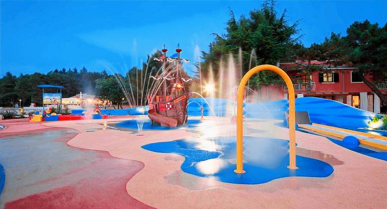 Rental apartment with pool in Umag