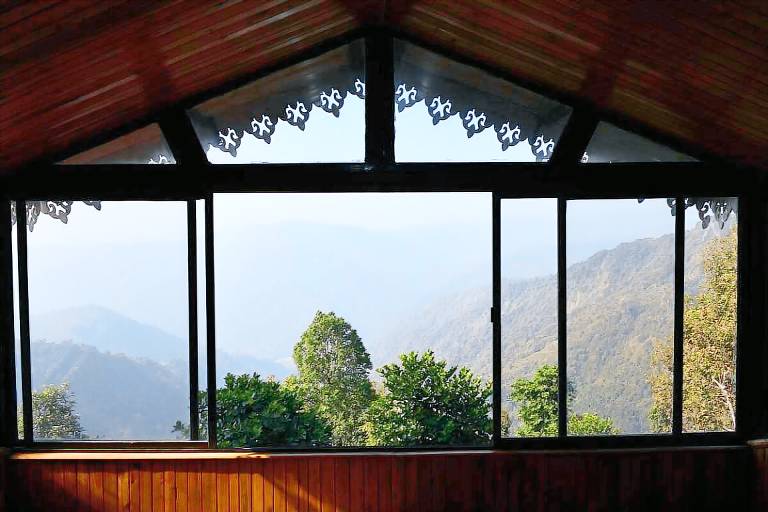 Spacious bungalow with BBQ & yard | Good for workation | Pet-friendly in Darjeeling
