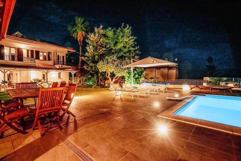 Villa Anna, for 10/13 people, with private pool and near the beach — photo 4