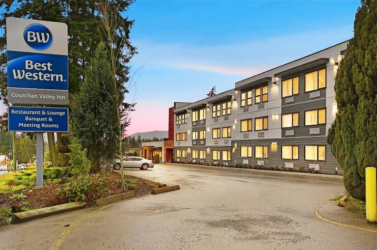 Best Western Cowichan Valley Inn in Duncan, BC