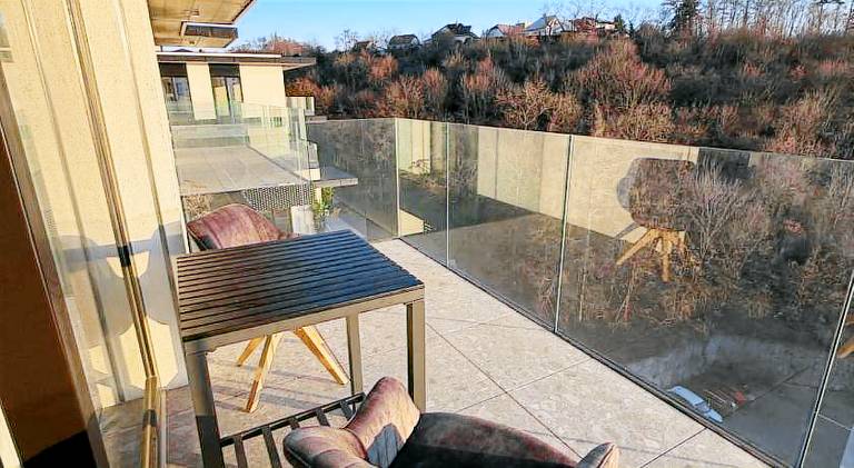 Rental apartment with pool & hot tub — photo 5