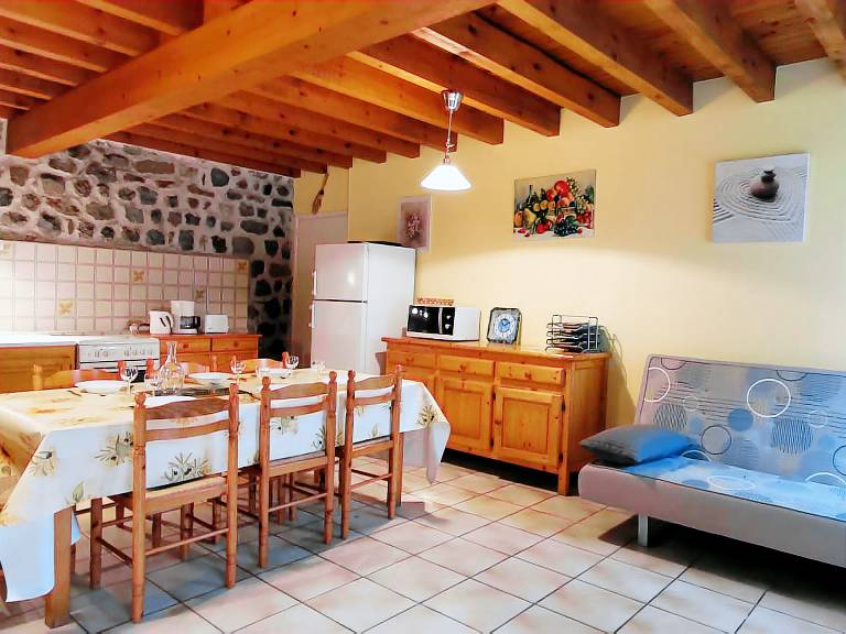 Cottage with barbeque — photo 2