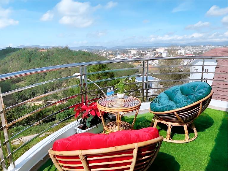 Villa with garden & BBQ | Perfect for remote work — photo 5