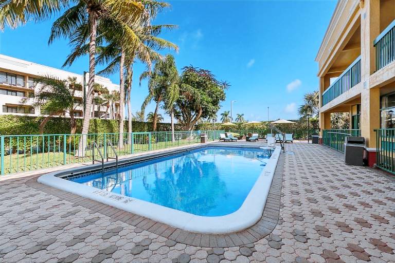 Boca Raton University Area — photo 5