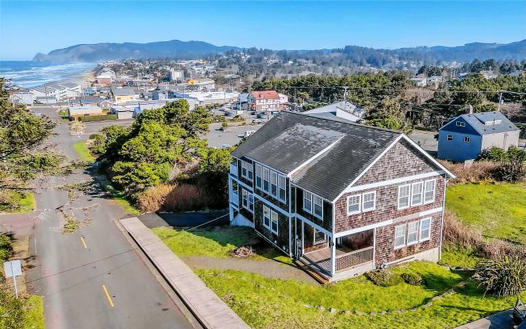 House Lincoln City