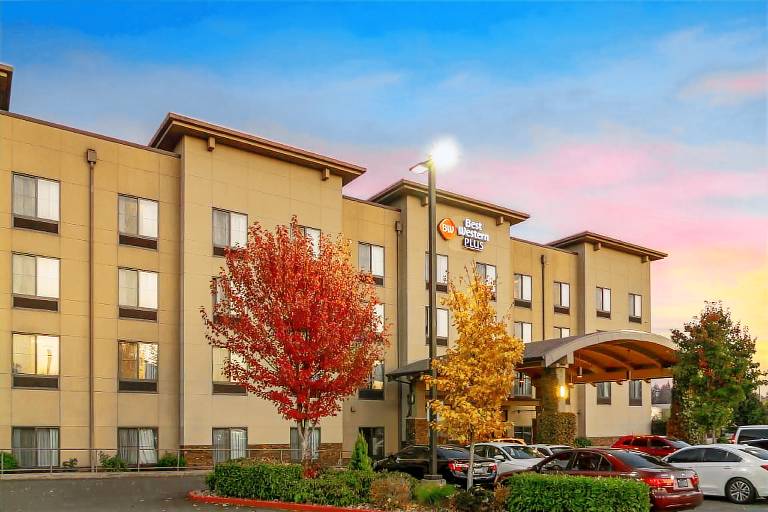 Best Western Plus Lacey Inn & Suites in Lacey, WA