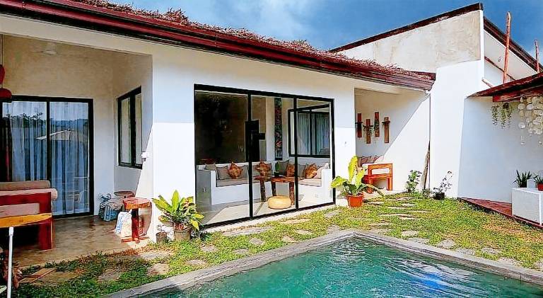 Villa with pool | Pets allowed — photo 4