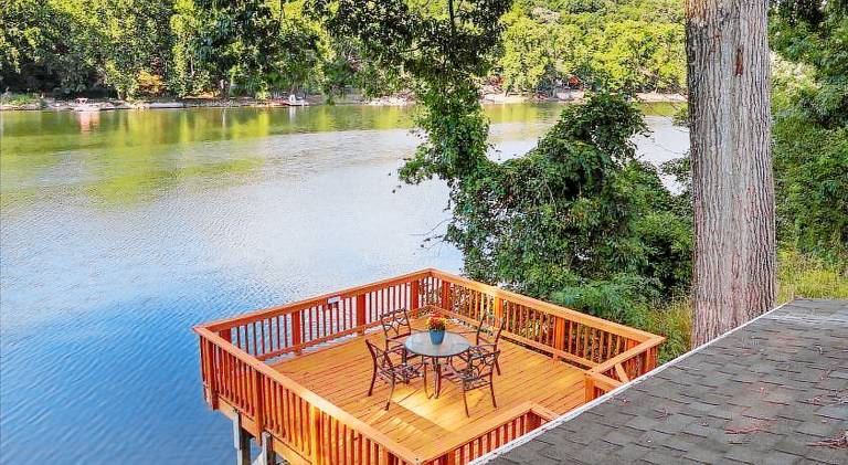 Vacation home with 3 rooms for 5 persons in Front Royal, VA