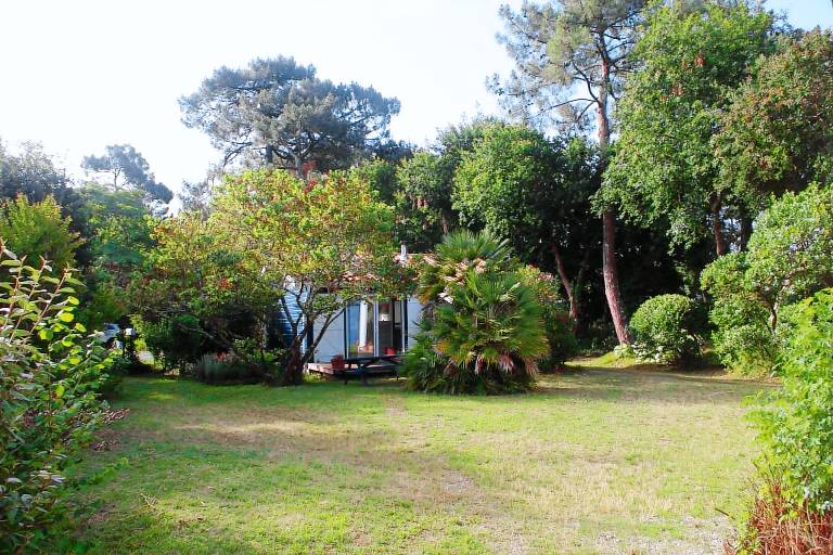 Vacation home with fast internet, garden & patio | Garden view | Suitable for remote work — photo 3