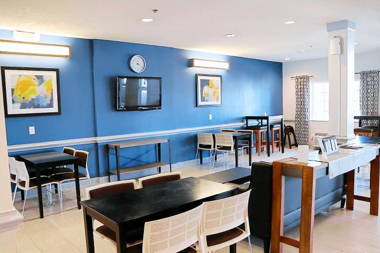 Microtel Inn & Suites by Wyndham Columbus/Near Fort Benning — photo 5