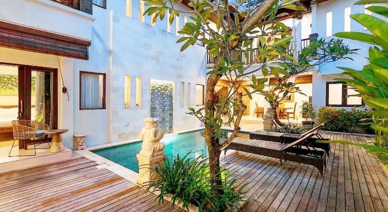 Villa with pool | Pets are welcome — photo 2