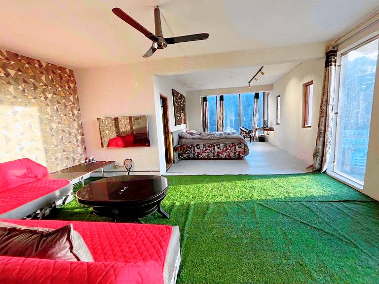 Villa with garden & barbecue in Nainital