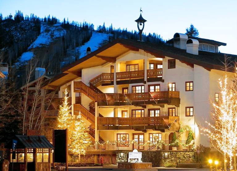 Goldener Hirsch Inn — photo 3