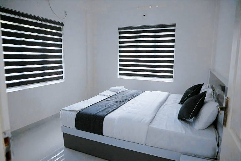 Apartment Vypin