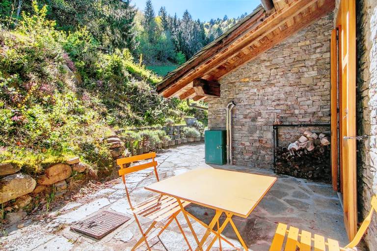 Holiday Home 'Piantina' with Mountain View, Private Garden & Wi-Fi — photo 4