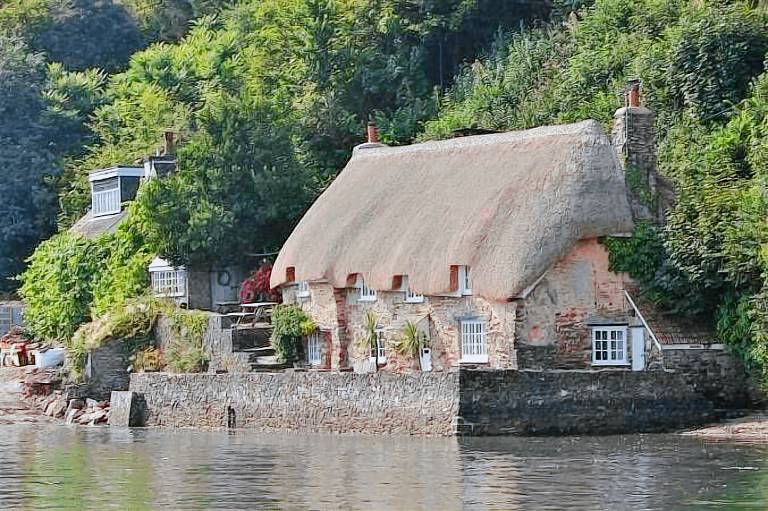 Cottage  Dartmouth