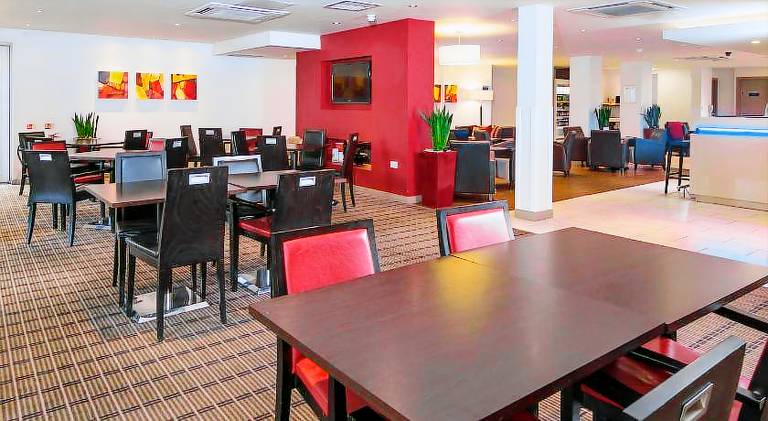 Holiday Inn Express East Midlands Airport By IHG — photo 2