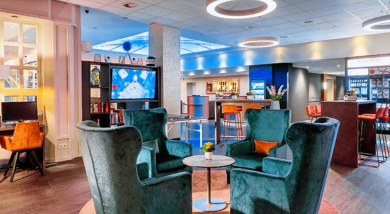 Dorint Main Taunus Zentrum Frankfurt-Sulzbach Hotel — photo 3