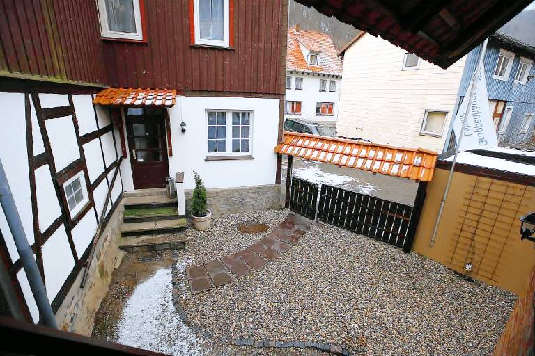 House with grill & patio — photo 2