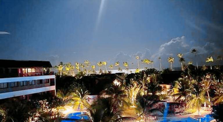 Holiday apartment with pool — photo 3