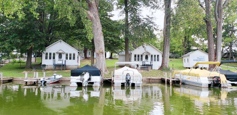 Cottage Indian Lake