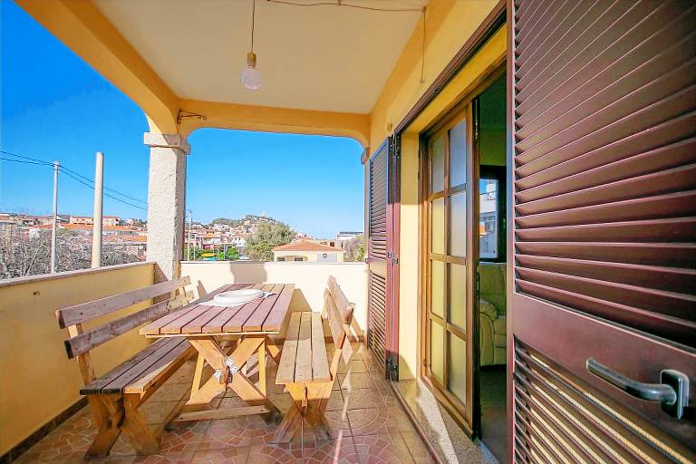 Apartment with terrace | City view in Teo