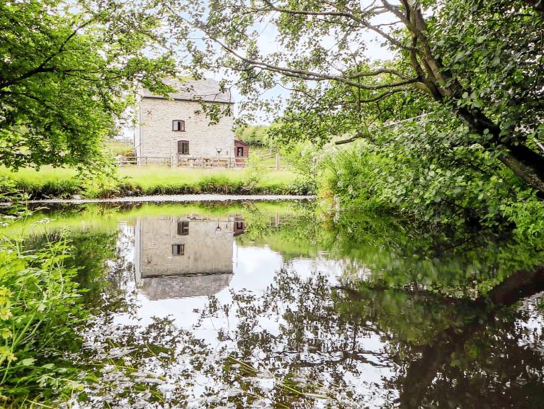 Halls Mill