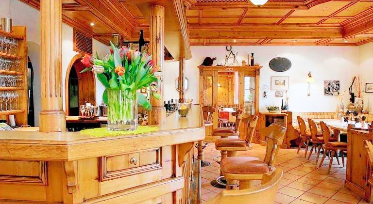 Wein und Sekthaus F B Schonleber