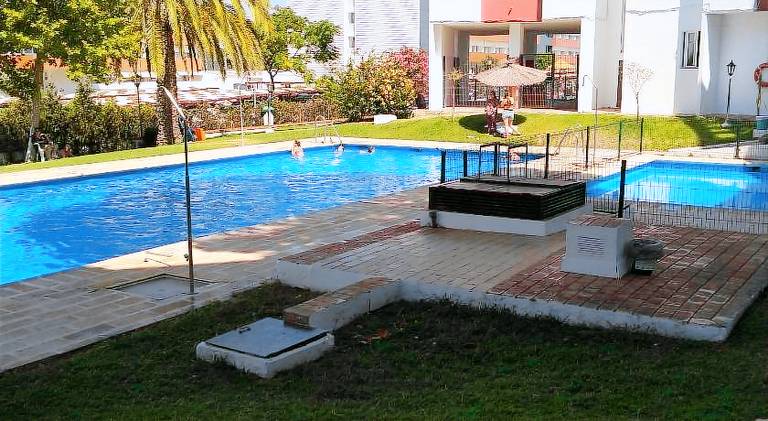 Wonderful rental apartment with pool | Pets allowed — photo 3