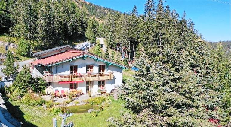 Pleasant villa with jacuzzi | Close to the ski | Dogs allowed in Sankt Michael im Lungau