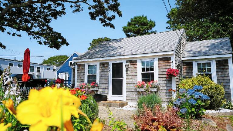 House West Yarmouth