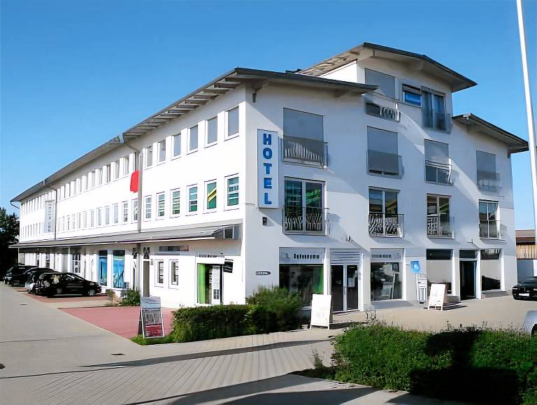 Hotel Fresh INN in Unterhaching
