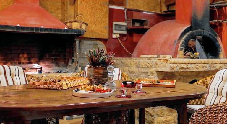 Holiday apartment with yard, patio & barbeque — photo 5