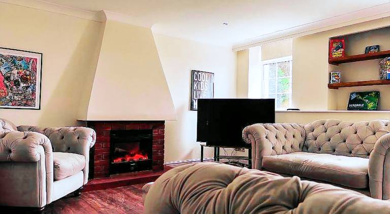 Lovely vacation home with yard | Pets are welcome in Newquay