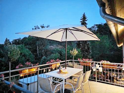 Rental apartment with terrace & yard | Pet-friendly — photo 2