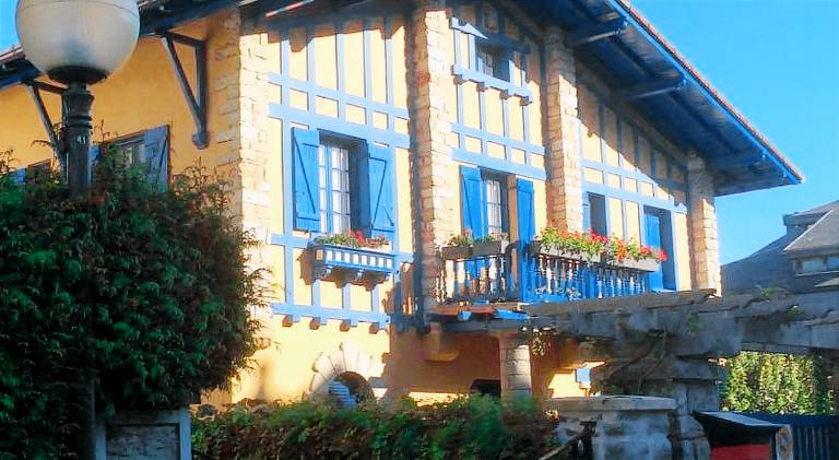 Suites Mendibil Irun — photo 3