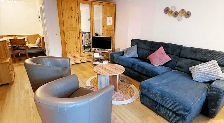 Holiday apartment with 1 room for 4 persons in Saas Grund
