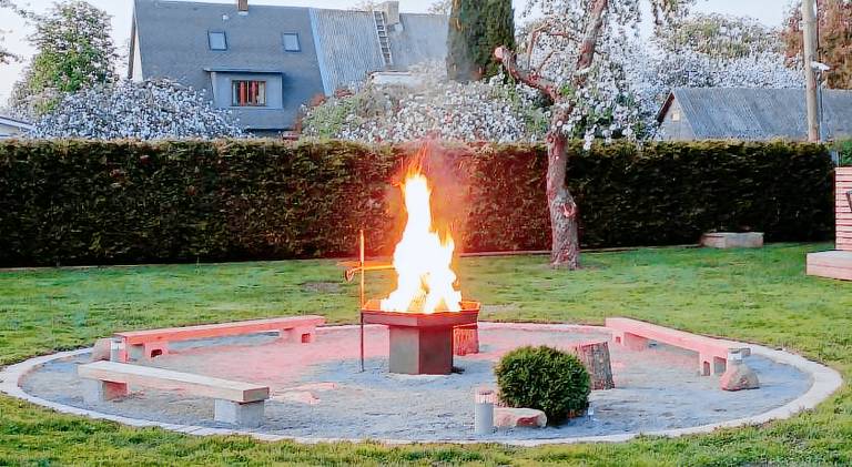 Holiday apartment with grill, yard & patio in Parnu