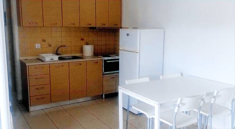 Apartment with terrace & yard — photo 3