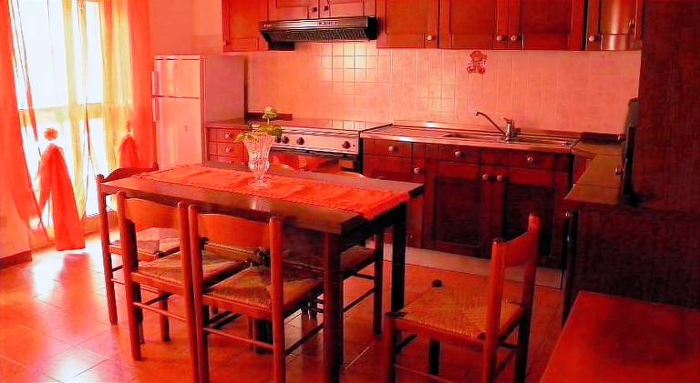 Rental apartment with 2 rooms for 6 persons — photo 4
