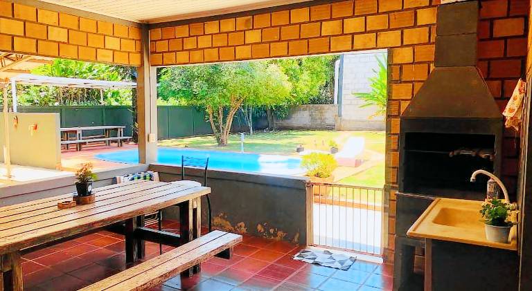 Charming vacation home with pool | Pets are welcome — photo 4
