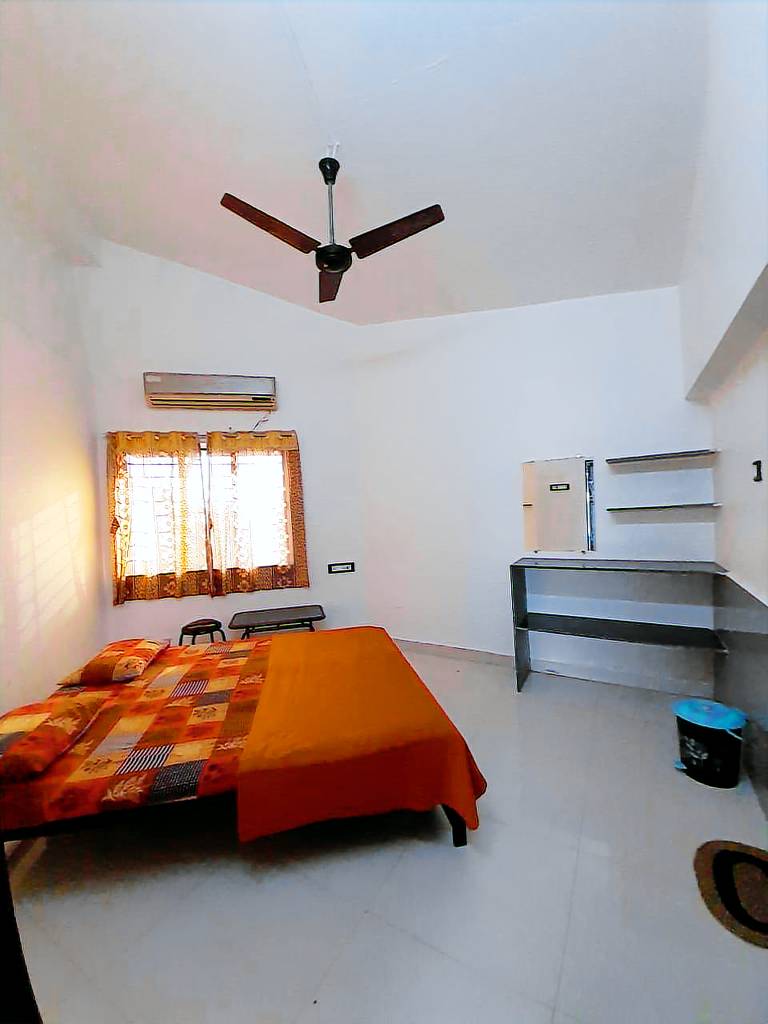 Bed and breakfast Ganpatipule Beach